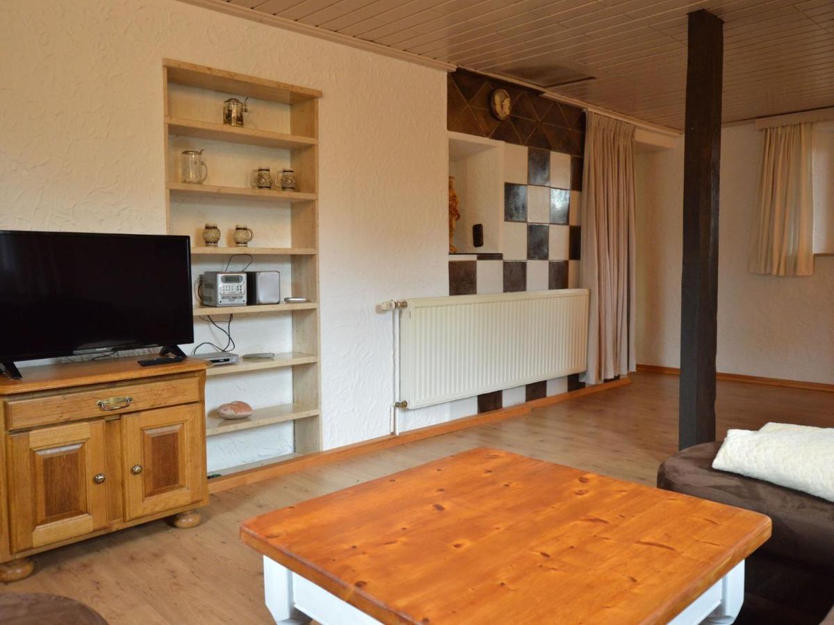 Apartment With Garden In A Wooded Setting Auw bei Prum Exteriér fotografie